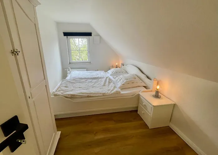 Goldene Linie Nyaraló *